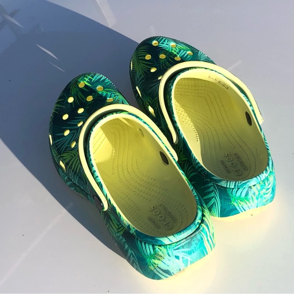 CROCS Jungle Green Lifted Clogs (Used) - Picture 2 of 9